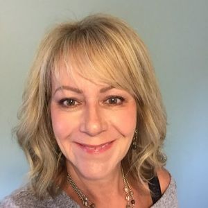 Meet your Posher, Leslie